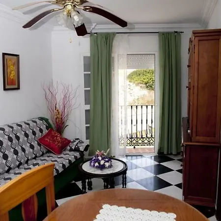 Apartamento Escalera De La Atalaya